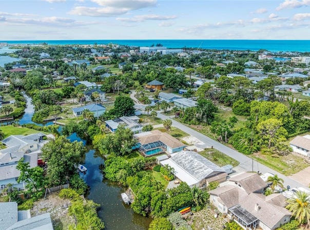 312 WINFIELD Way, NOKOMIS, FL 34275