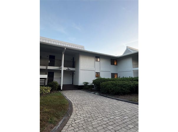 4786 FOX HUNT Drive, WESLEY CHAPEL, FL 33543