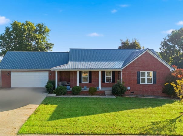 516 Chaucer Drive, Lawrenceburg, KY 40342