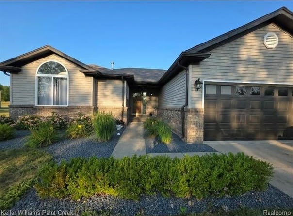 163 DEER PARK E, Capac Vlg, MI 48014