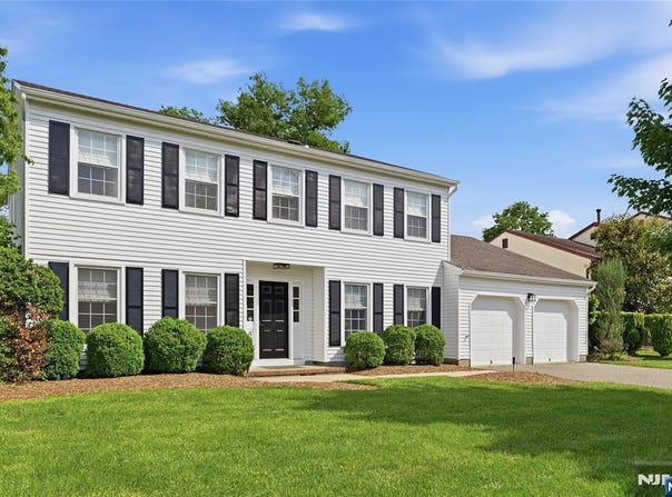 508 Tether Lane, Paramus, NJ 07652