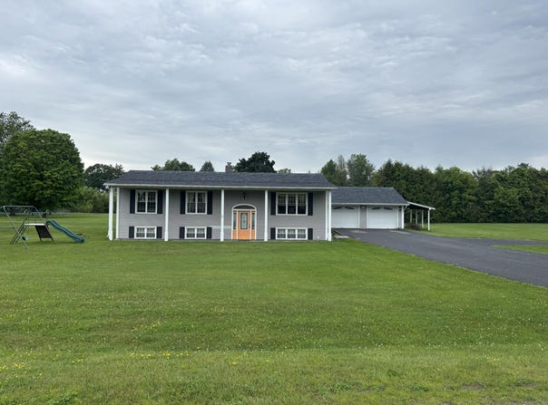 4 Audrey Lane, Peru, NY 12972