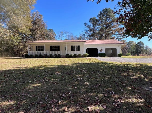 2674 N MILITARY St, Hamilton, AL 35570