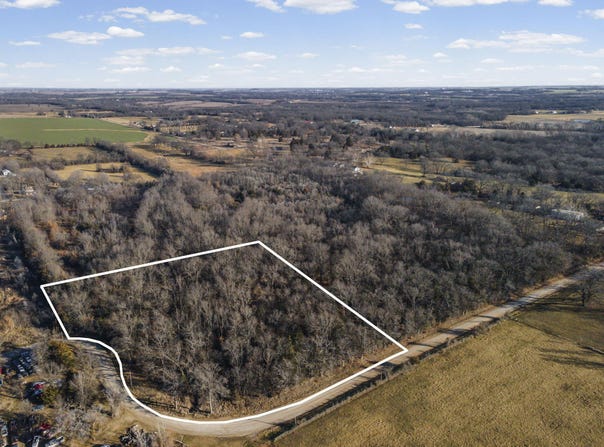 Sw Lot E Pine St, Butler, MO 64730
