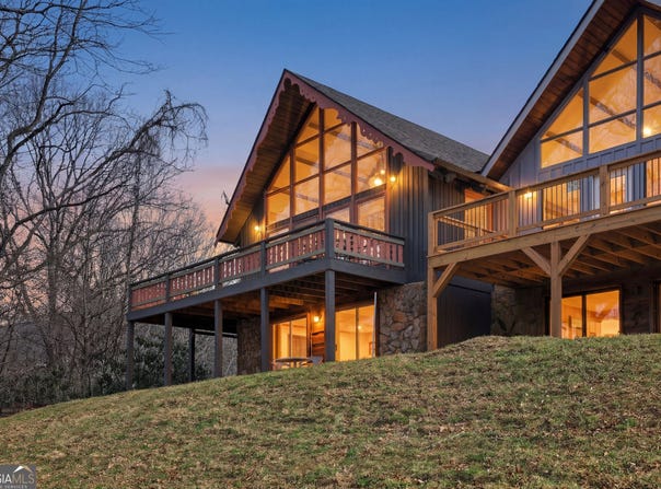 3 Berkshire Lane, Sky Valley, GA 30537