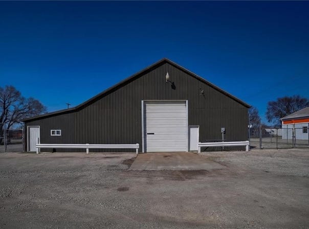 415 W Wilson Street, Ottawa, KS 66067