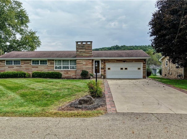 160 Mark Avenue, Killbuck, OH 44637