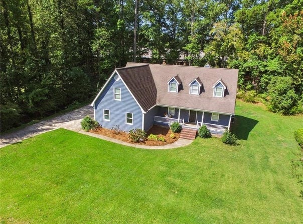 121 W Allison Circle, Carrollton, GA 30117