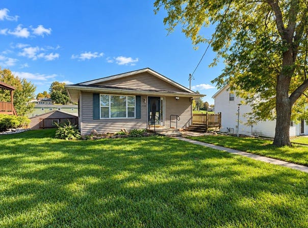 430 Mill Street, Bloomington, WI 53804-9700