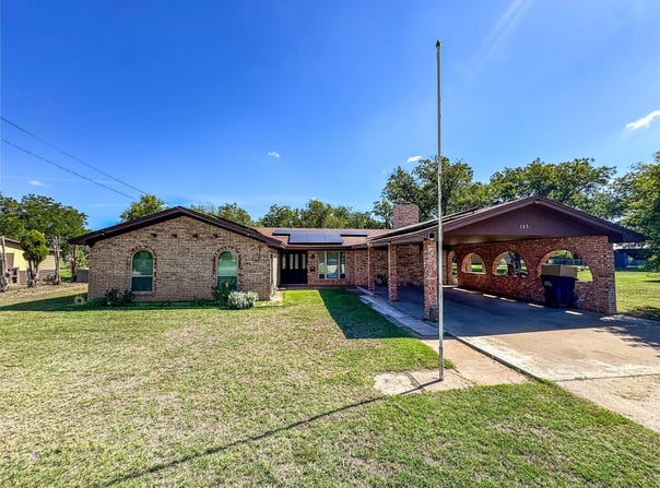103 5th Street, Rule, TX 79547