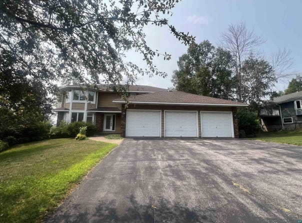 1341 Cliff Ave, Duluth, MN 55811