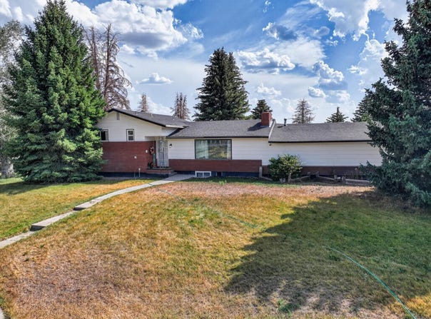 415 Sunset Drive, Arco, ID 83213