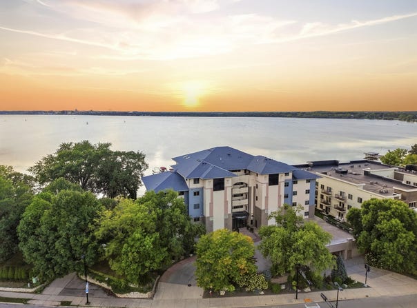 4101 MONONA Drive, Monona, WI 53716