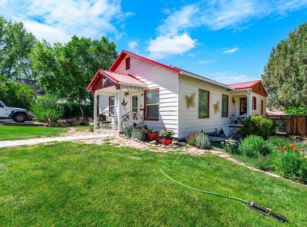 304 W Main St, Lava Hot Springs, ID 83246