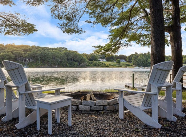 657 River Road, Eliot, ME 03903