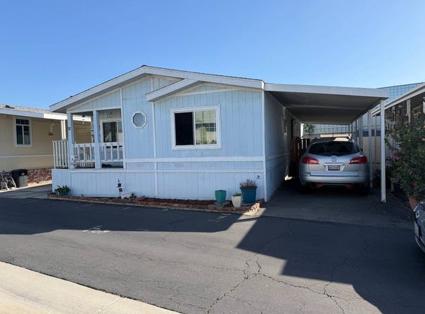15621 Beach Blvd., Westminster, CA 92683