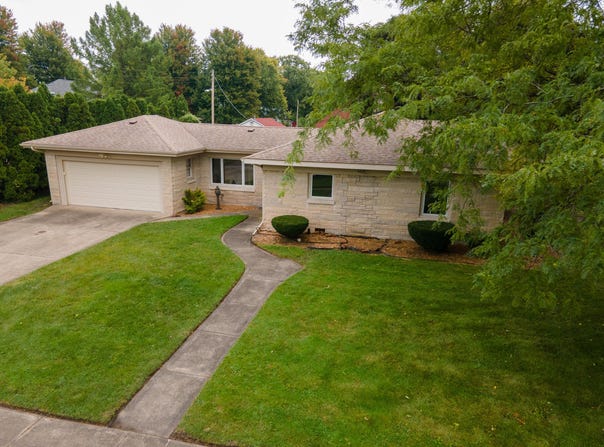 601 E Main Street, La Crosse, IN 46348