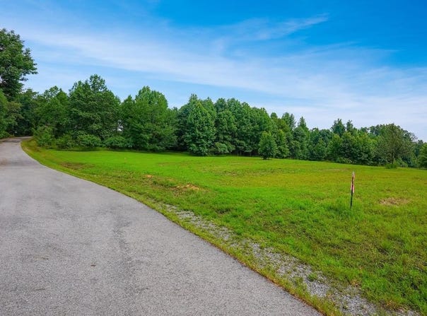 7 Peachers Lane, INDIAN MOUND, TN 37079