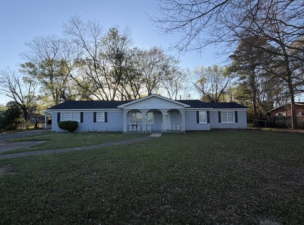 1420 9th S, Columbus, MS 39701