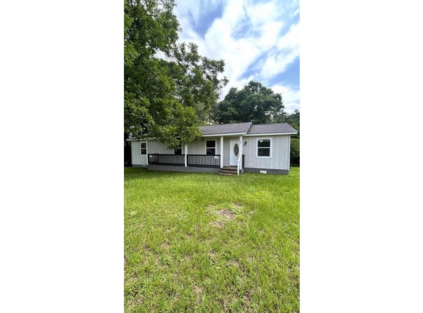 24 Old Mcray Mill Rd., Clio, AL 36017