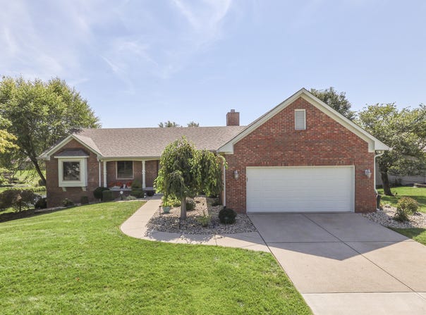 3259 Buckmoor Parkway, Greenwood, IN 46143