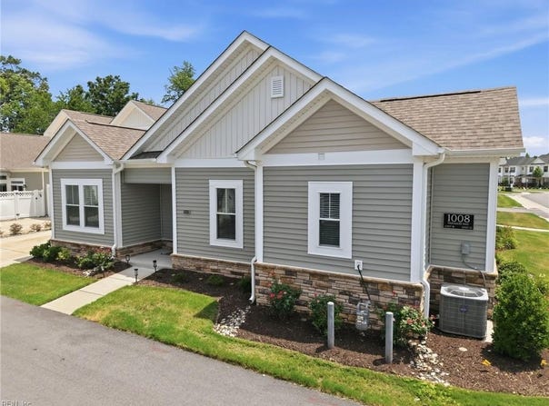 1008 Paragon Way, Suffolk, VA 23435