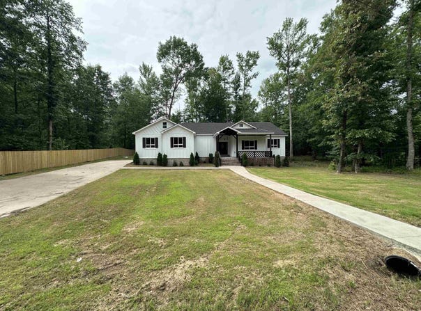 8716 E Fairview Road, Hensley, AR 72065