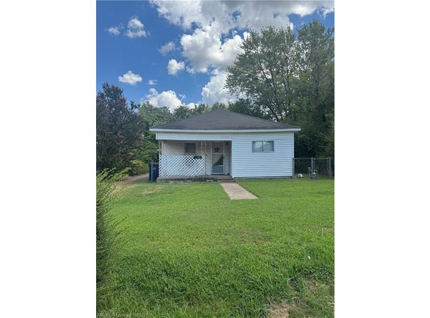 5105 29th ST, Fort Smith, AR 72901