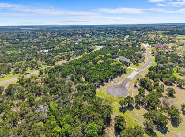 6016 Killmarnoch Drive, Cleburne, TX 76033