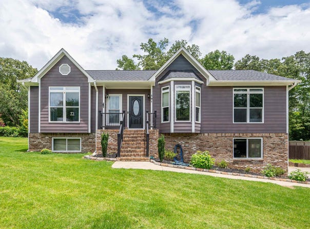 501 DOGWOOD FOREST CIRCLE, ALABASTER, AL 35007