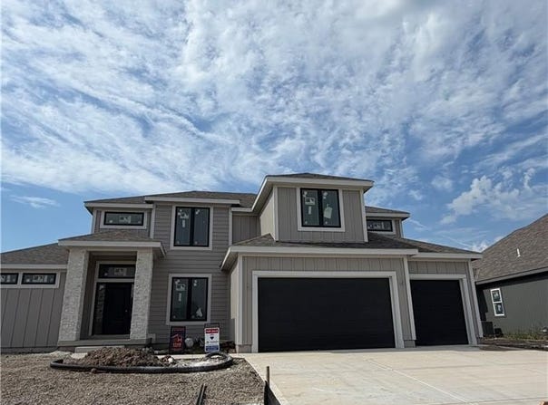 2306 Foxtail Drive, Kearney, MO 64060