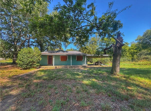 10026 N State Highway 28, Danville, AR 72833