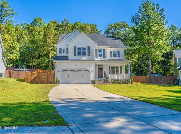 216 Vanderbuilt Court, Aberdeen, NC 28315