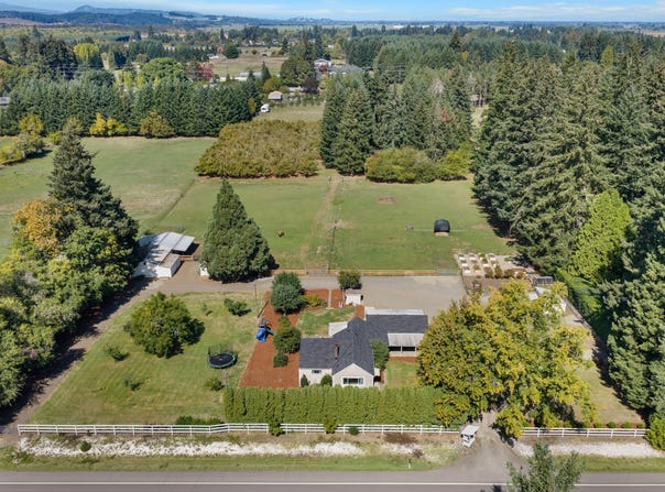 27321 Clear Lake Road, Eugene, OR 97402