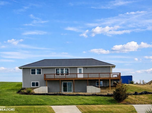 1000 Lake Circle, Ellston, IA 50074
