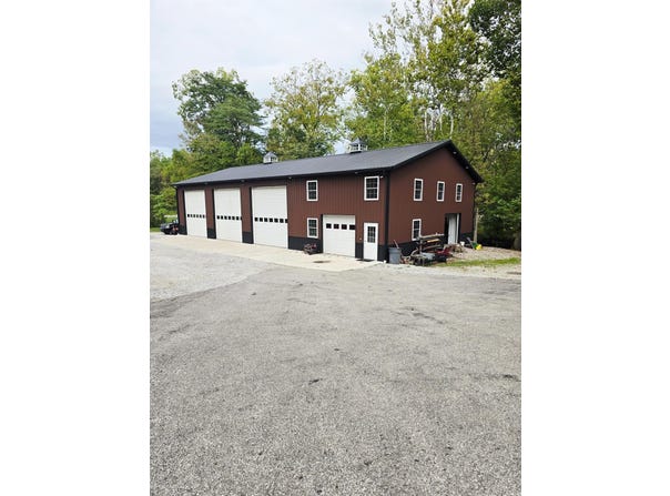 7158 E County Rd 200 N, Milan, IN 47031