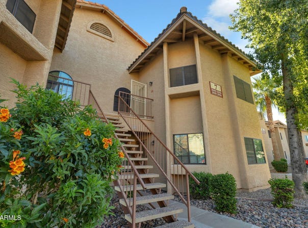 930 N MESA Drive, Mesa, AZ 85201