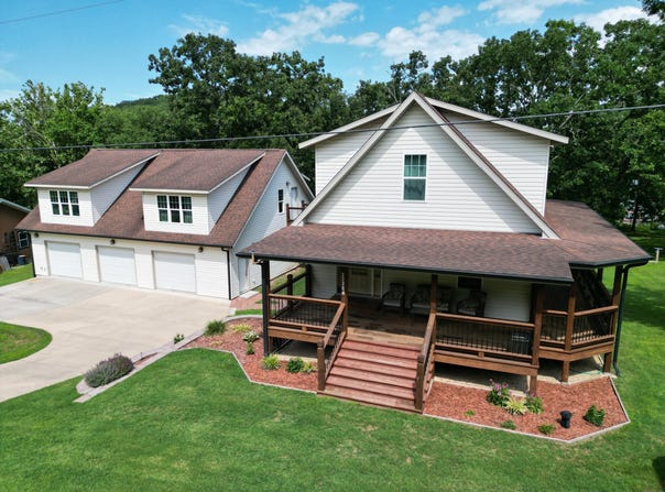 27284 Cimarron Drive, Eagle Rock, MO 65641
