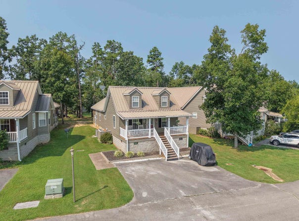 27 PEARL Pky, Iuka, MS 38852