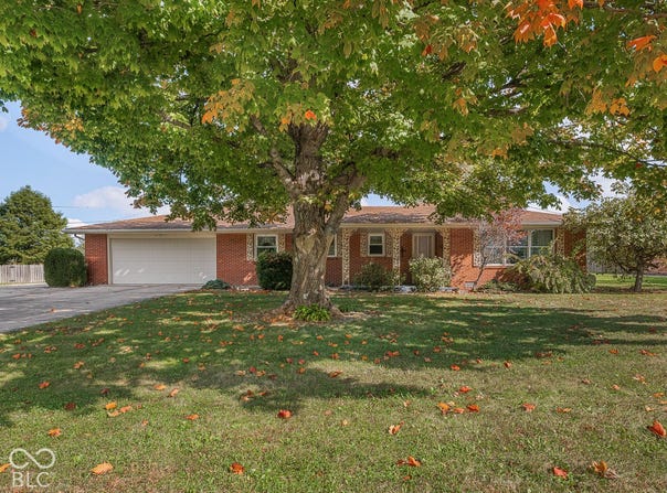 9008 Carriage Lane, Pendleton, IN 46064