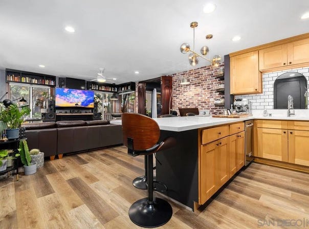 1775 Diamond, San Diego, CA 92109