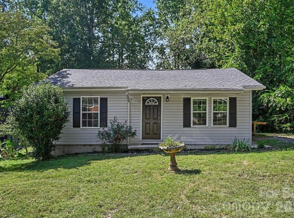 925 S Chestnut Street, Gastonia, NC 28054