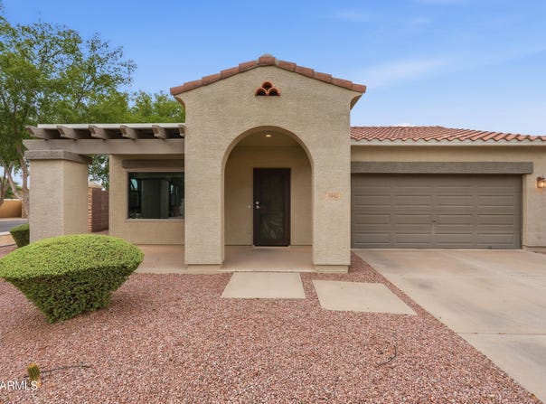 3442 E VERNON Street, Gilbert, AZ 85298