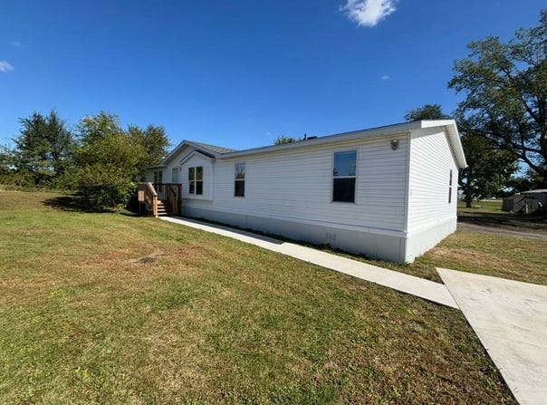 2801 1st Ave #6, Perry, IA 50220