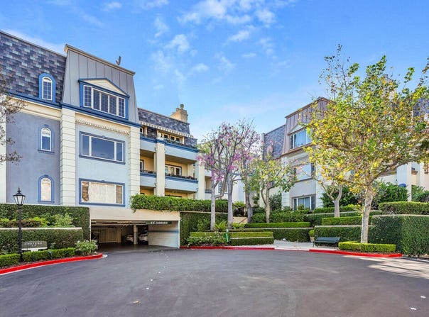 10128 Empyrean Way, Los Angeles, CA 90067