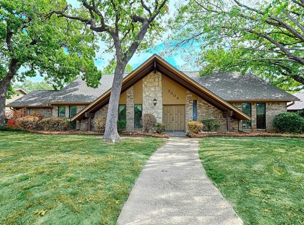 3004 Wingren Road, Irving, TX 75062