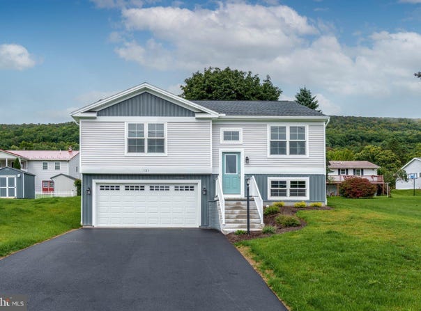 131 3RD Street, CENTRE HALL, PA 16828