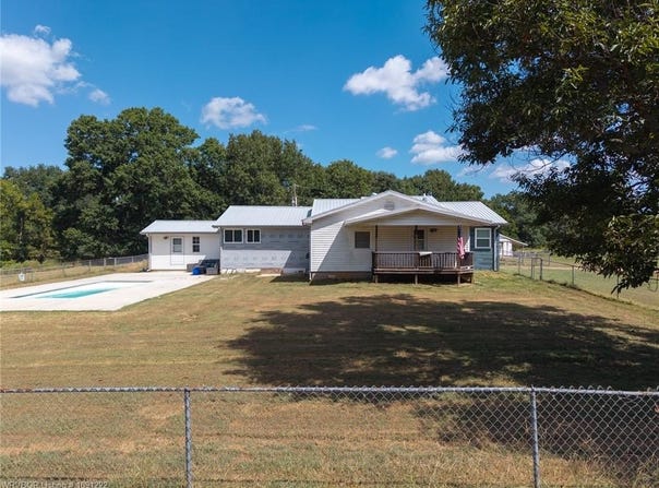 110100 S 4696 RD, Muldrow, OK 74948