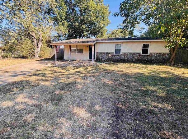 706 Forbes Drive, Bald Knob, AR 72010