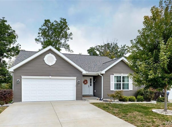 526 Brookside Forest Court, O'Fallon, MO 63366